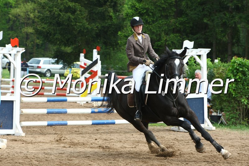 104M3799_Peggy_StispringWB E.JPG